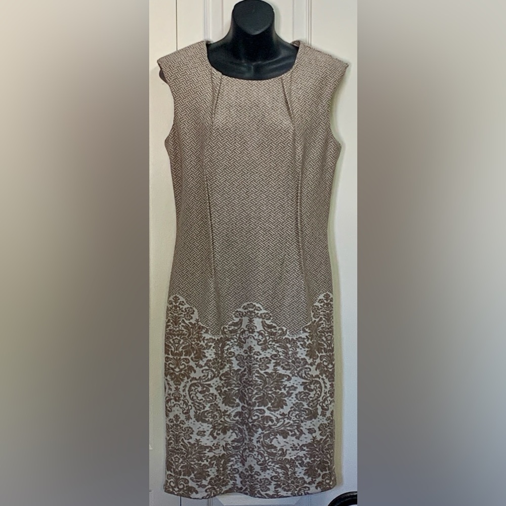 Emma & Michele Tan Brown Midi Sz 8 Dress Hidden Zip Sleeveless Round Neck Vented